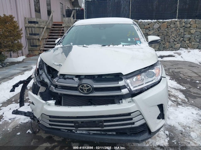 5TDBZRFH3HS456714 Toyota Highlander Le