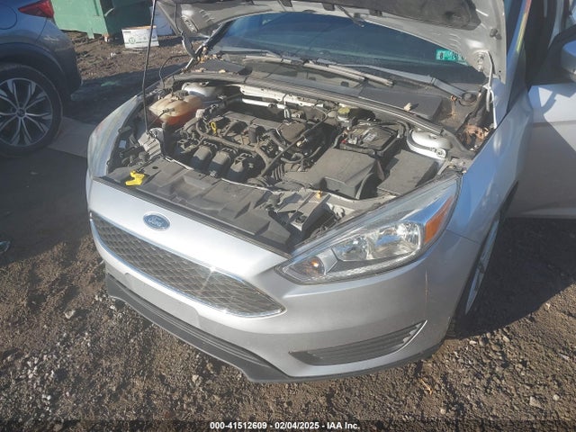 Ford FOCUS SE 2015 1FADP3F25FL213806 Image 10