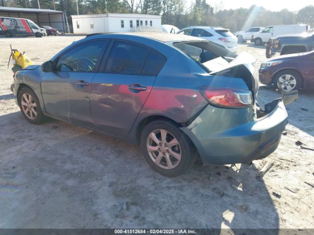 2011 MAZDA MAZDA3 JM1BL1VFXB1442171 Photo 2