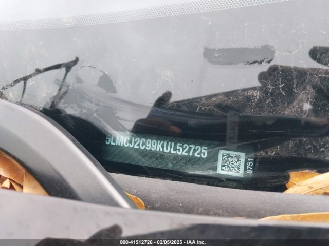 5LMCJ2C99KUL52725 Lincoln MKC SELECT