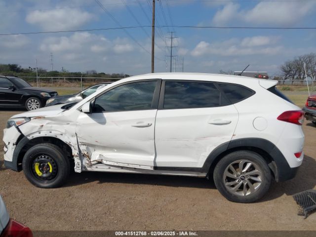 KM8J23A42JU684346 Hyundai TUCSON SE