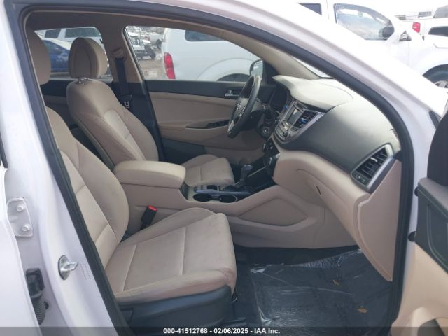 KM8J23A42JU684346 Hyundai TUCSON SE