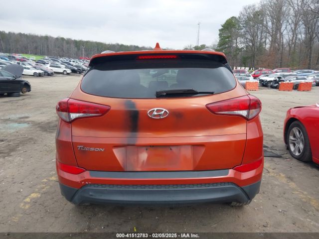 KM8J33A47HU421163 Hyundai Tucson Se Plus