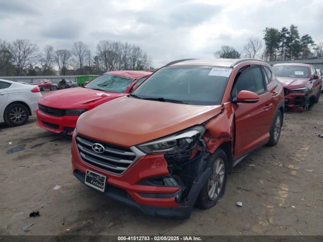 KM8J33A47HU421163 Hyundai Tucson Se Plus