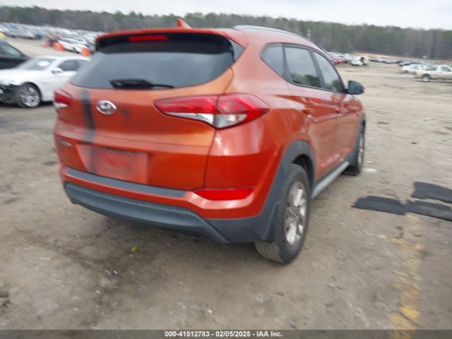 KM8J33A47HU421163 Hyundai Tucson Se Plus