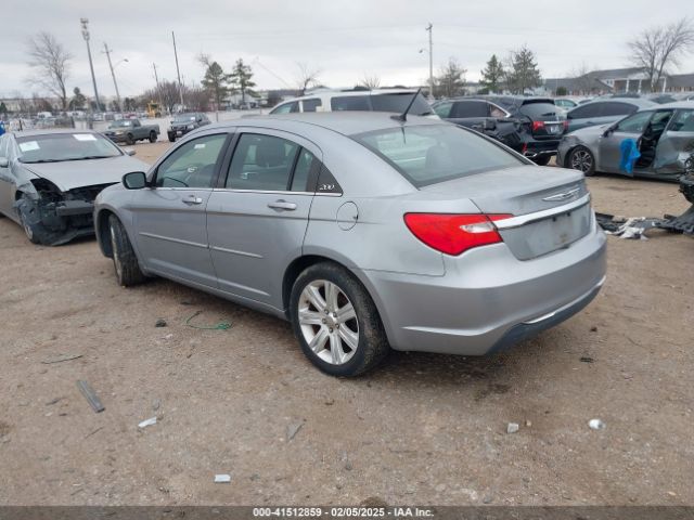 2013 CHRYSLER 200 1C3CCBBB0DN732088 Photo 2