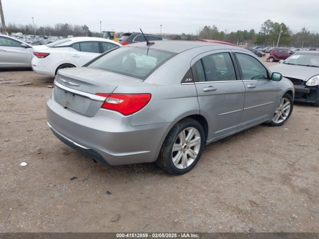 2013 CHRYSLER 200 1C3CCBBB0DN732088 Photo 3