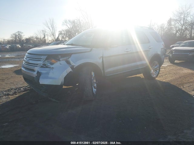 Ford EXPLORER XLT 2015 1FM5K8D87FGC37255 Image 2