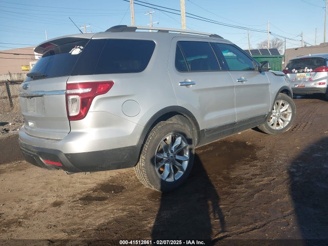 Ford EXPLORER XLT 2015 1FM5K8D87FGC37255 Image 4
