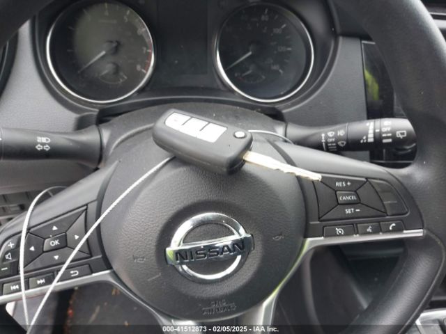JN1BJ1CR1KW338807 Nissan Rogue Sport S