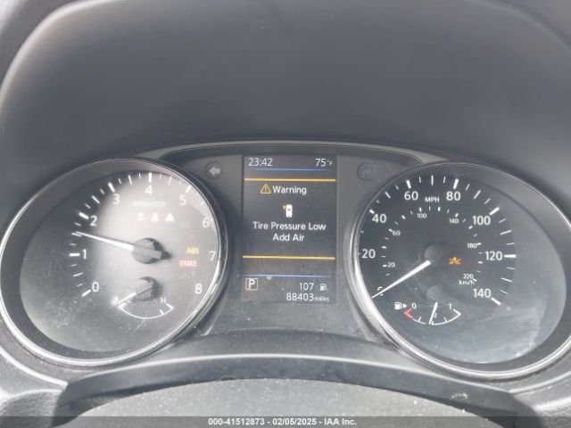 JN1BJ1CR1KW338807 Nissan Rogue Sport S
