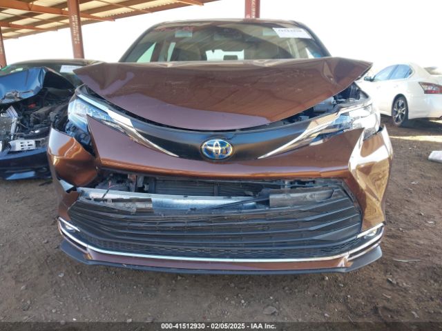 5TDYRKEC1NS096278 Toyota SIENNA XLE
