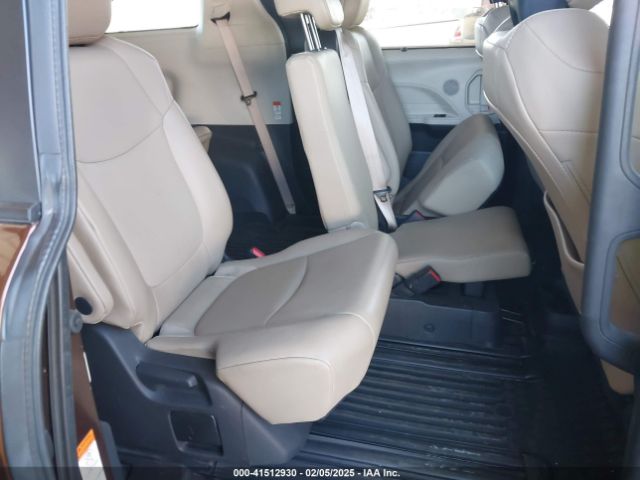 5TDYRKEC1NS096278 Toyota SIENNA XLE
