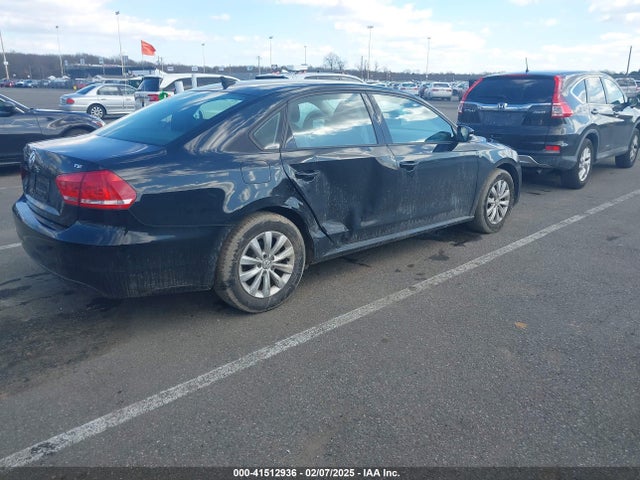 Volkswagen Passat 1.8t Wolfsburg Edition 2015 1VWAT7A30FC043965 Image 4