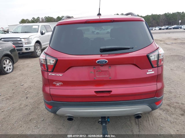 1FMCU0GD9JUD00135 Ford ESCAPE SE