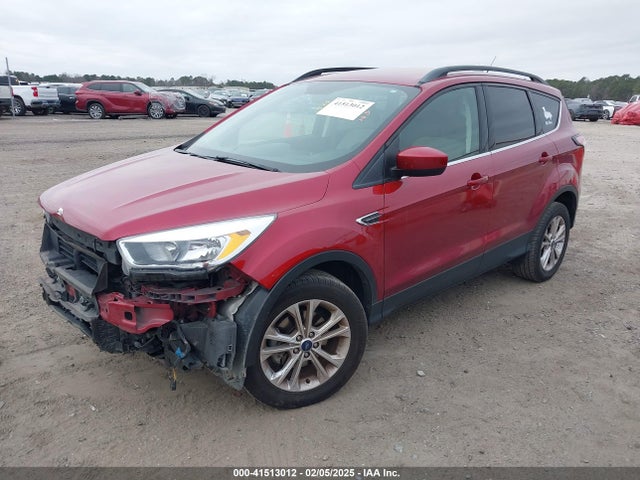 1FMCU0GD9JUD00135 Ford ESCAPE SE