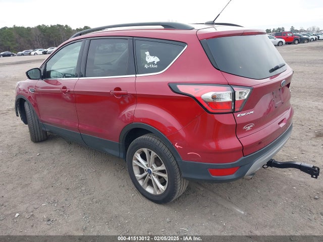 1FMCU0GD9JUD00135 Ford ESCAPE SE