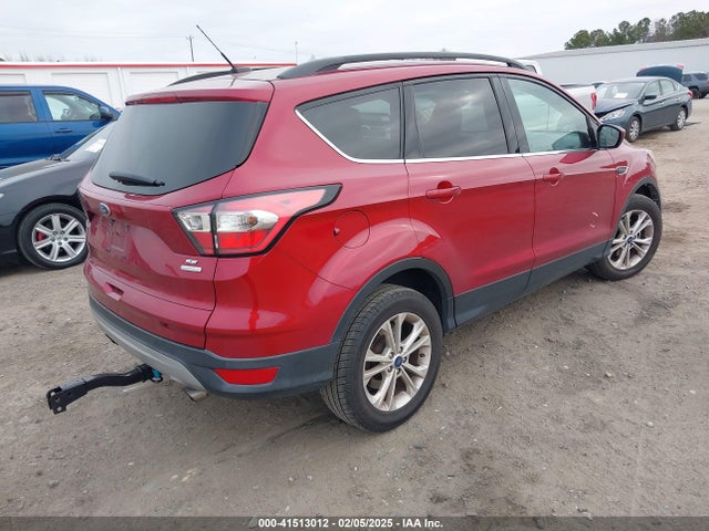 1FMCU0GD9JUD00135 Ford ESCAPE SE