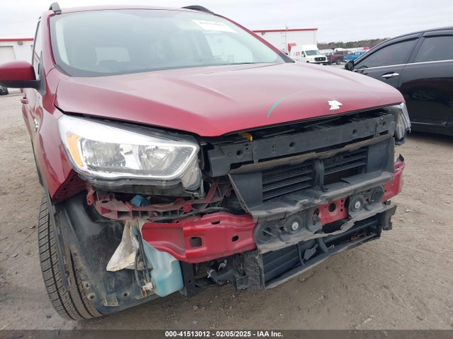 1FMCU0GD9JUD00135 Ford ESCAPE SE