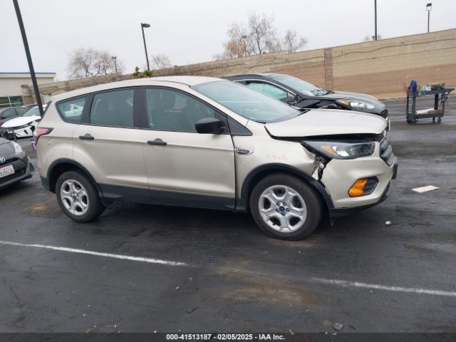 1FMCU0F71JUA72224 Ford ESCAPE S