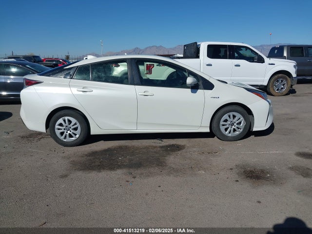 Toyota Prius Two 2017 JTDKBRFU6H3028459 Image 13