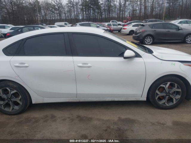 3KPF24AD2LE226520 KIA Forte Lxs
