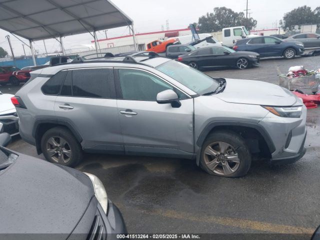 2T3W1RFV9NC186124 Toyota Rav4 Xle