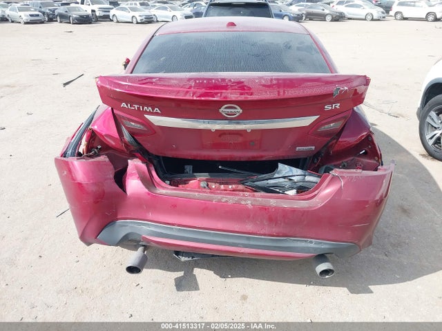 1N4AL3AP0JC137065 Nissan Altima 2.5 Sr