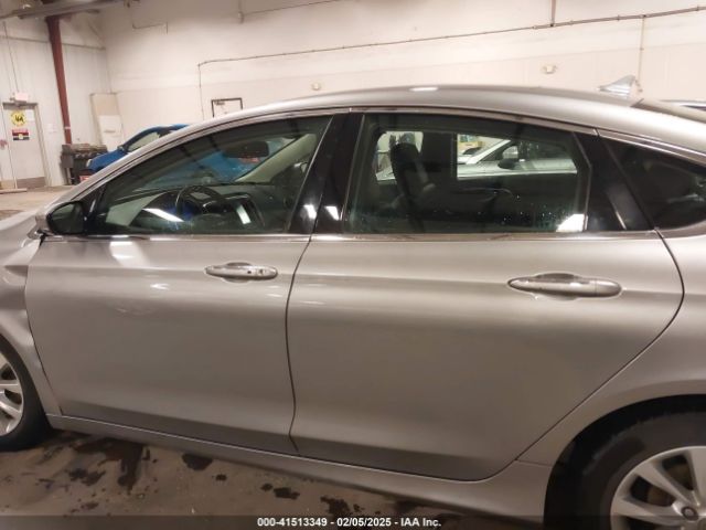 1C3CCCCB3GN173628 Chrysler 200 C