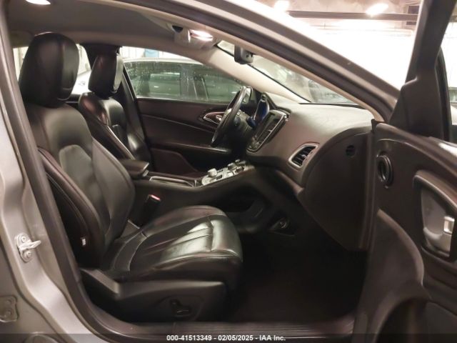 1C3CCCCB3GN173628 Chrysler 200 C