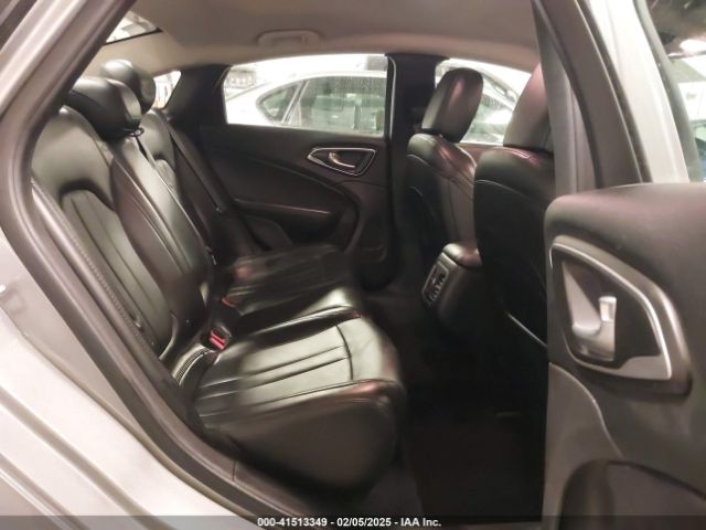 1C3CCCCB3GN173628 Chrysler 200 C