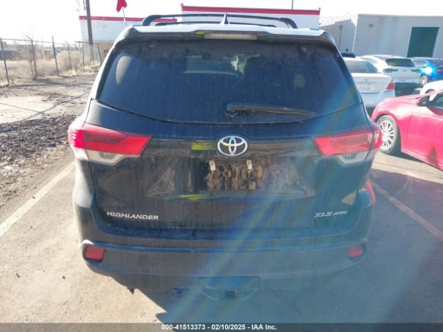 5TDJZRFH1JS879096 Toyota Highlander Xle
