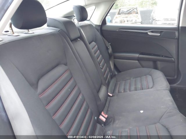 3FA6P0HD7GR343062 Ford FUSION SE
