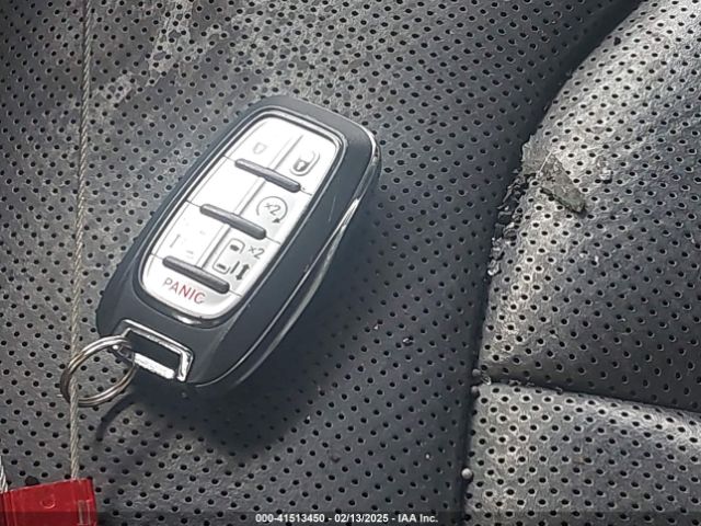 2018 CHRYSLER PACIFICA HYBRID 2C4RC1N71JR278181 Photo 10