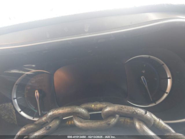 2018 CHRYSLER PACIFICA HYBRID 2C4RC1N71JR278181 Photo 6