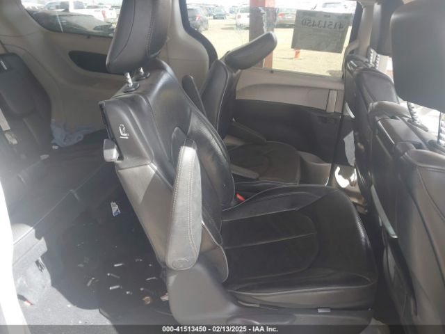 2018 CHRYSLER PACIFICA HYBRID 2C4RC1N71JR278181 Photo 7