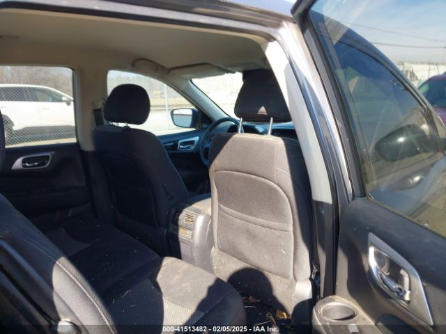 5N1DR2MN1HC903322 Nissan Pathfinder S