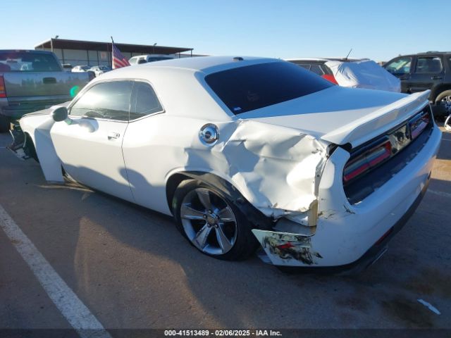 2C3CDZAG2KH561708 Dodge Challenger Sxt