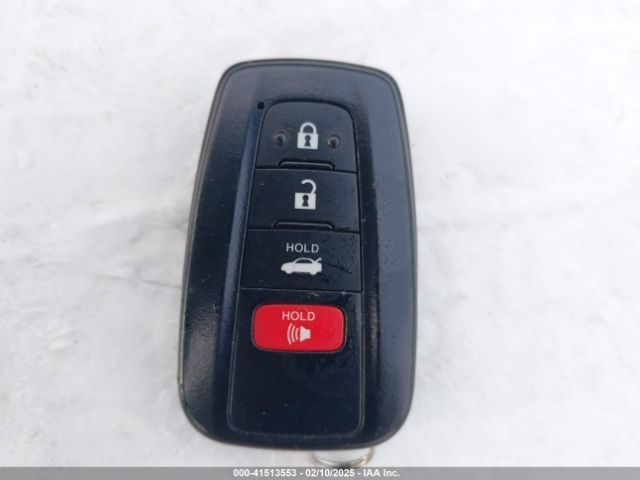 4T1B31HKXJU003277 Toyota Camry Hybrid Le