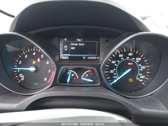 1FMCU0JX5EUC22431 Ford Escape Titanium