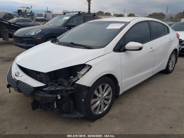 KIA FORTE LX 2016 KNAFK4A6XG5574372 Image 2