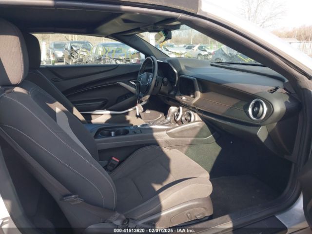 2016 CHEVROLET CAMARO 1G1FB3DX0G0182430 Photo 4