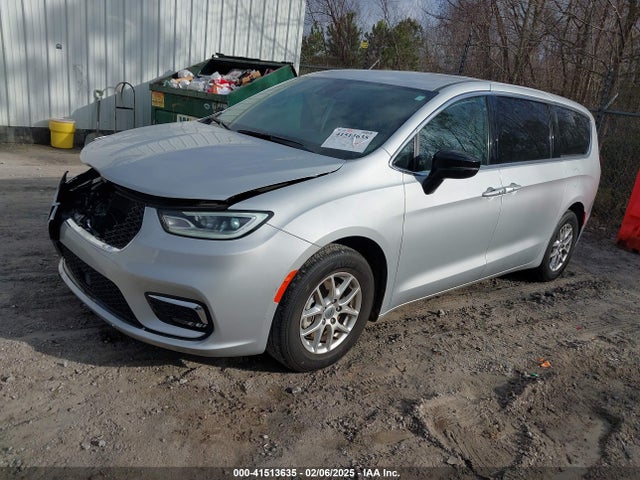 Chrysler Pacifica Touring L 2024 2C4RC1BG5RR162837 Image 2