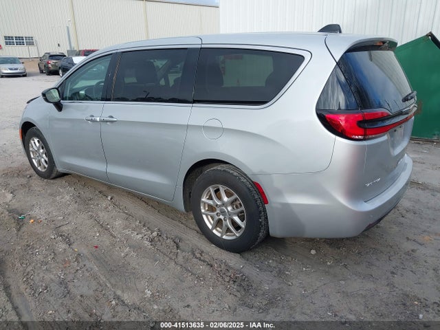 Chrysler Pacifica Touring L 2024 2C4RC1BG5RR162837 Image 3