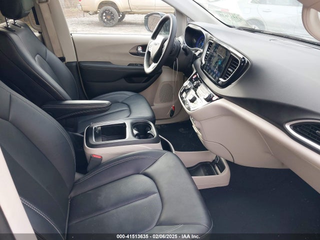 Chrysler Pacifica Touring L 2024 2C4RC1BG5RR162837 Image 5