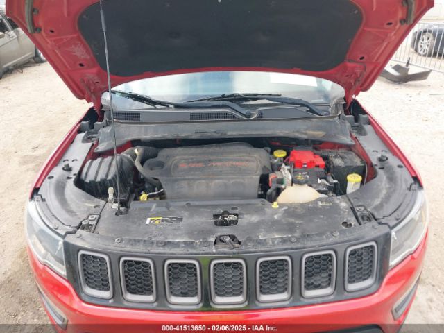 3C4NJDDB7KT795317 Jeep Compass Trailhawk 4x4
