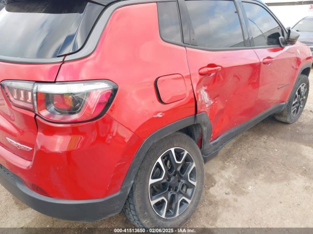 3C4NJDDB7KT795317 Jeep Compass Trailhawk 4x4