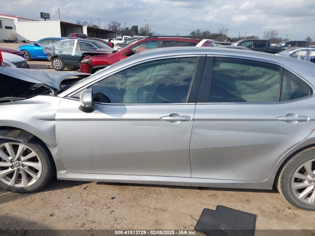 4T1C11AK3PU102200 Toyota CAMRY LE