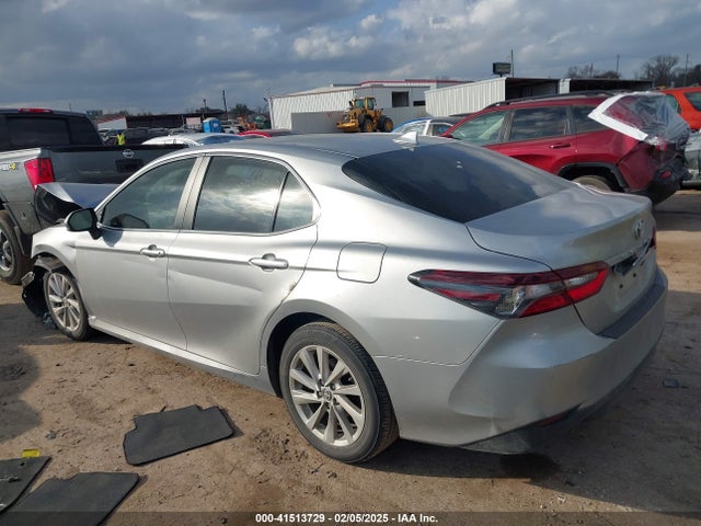 4T1C11AK3PU102200 Toyota CAMRY LE