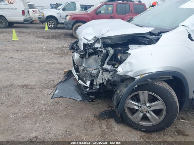 KL7CJLSBXHB220592 Chevrolet Trax Lt